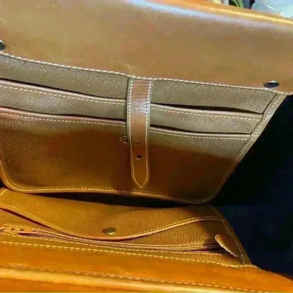 Dooney & Bourke Vintage Doctor Satchel - Picture 12 of 14